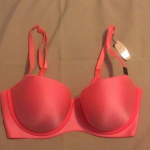 Victoria’s Secret 34DD -Peach